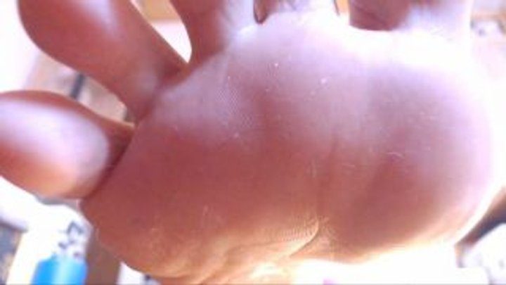 Nicoletta Embassi - Dirty karateka feet to worship 1080HD