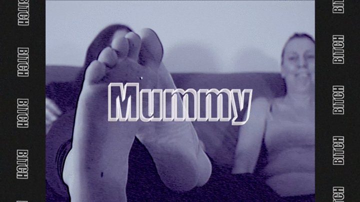 Missy And Mummy - 2 mile run NOW lick our feet clean!