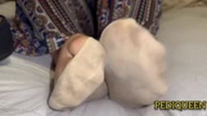 Pediqueens Sweaty Soles - My feet have never smelled this bad