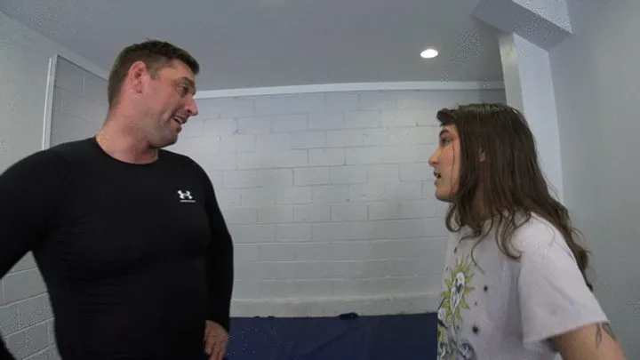 Mr Sexy Buns Pleasure Palace - Mr Sexy Buns and Goddess Faith Arm Wrestle - With a TWIST