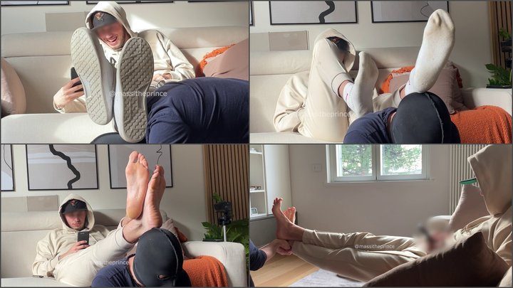 Massitheprince - Using my slave as my personal footstool