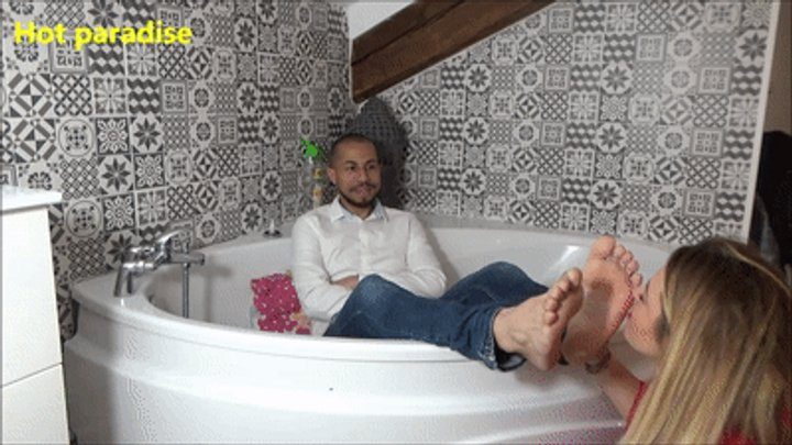 Hot Paradise - 2 beautiful young women lick a man's feet, in one evening (Lila, Jouanna & Bob45)