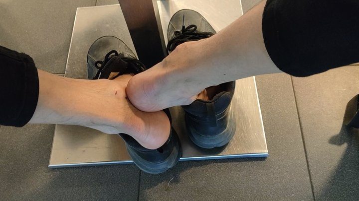 Salvatrix Crucifix - Shoeplay, dangling and dropping my sneakers at a public bar