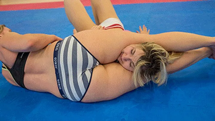 A L P H A C A T Z - CRASH COURSED 10! featuring ALKAIA vs ZELDA in ACB-FEM-080