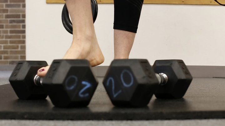 Tallfemwrestler - TFW-F-001 BareFoot Workout