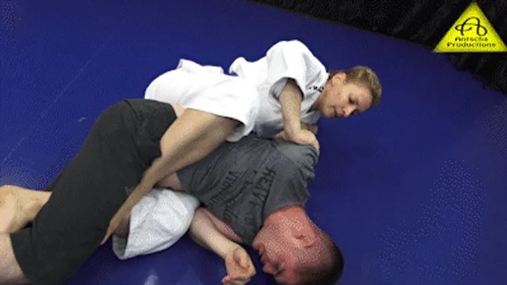 Antschas Wrestling And Fetish Store - Viktoria vs Ati JudoGi match