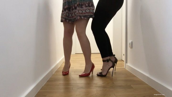 Dollhouse Studio - ROOMMATES STEPPING ON EACH OTHER’S FEET IN HIGH HEELS - MOV Mobile Version