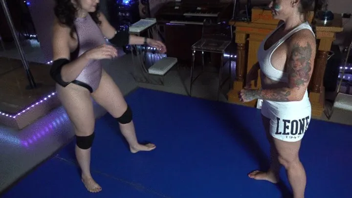 Spartan Women’s Productions - Gia Love vs Angelica KO Semi Comp Women on Fire Event