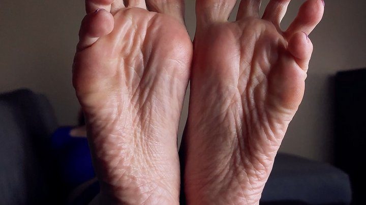 Tickle's Soft Soles - Intimate Wrinkly Sole JOI- Cum Countdown -Wrinkled Soles, Feet Scrunch, Toes