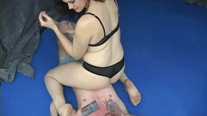 Brutal Women Wrestling Videos - Amazon Rivers powerful crushing legs-1080