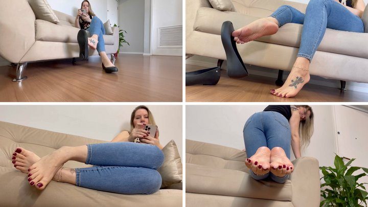 Goddess Grazi Only - Ignoring but always teasing you