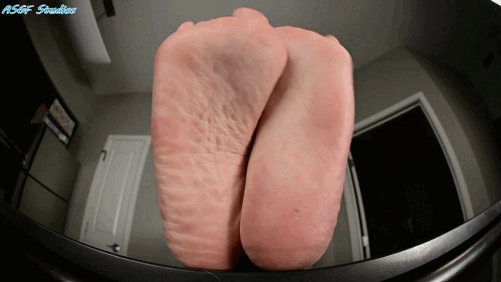 Amateur Soles Giantess And Footjobs - SMD sole inspection again - MP4