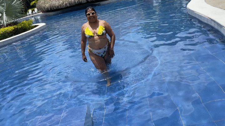 Foot Fetish Paradise - Balbina sexy foot teasing in the pool