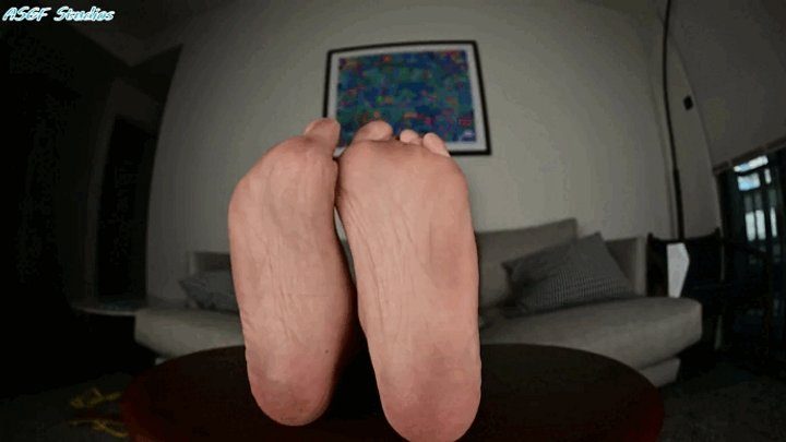 Amateur Soles Giantess And Footjobs - SMD dirty soles - MOV