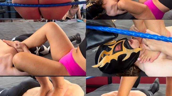 Nadia Sapphire - barefoot mixed wrestling