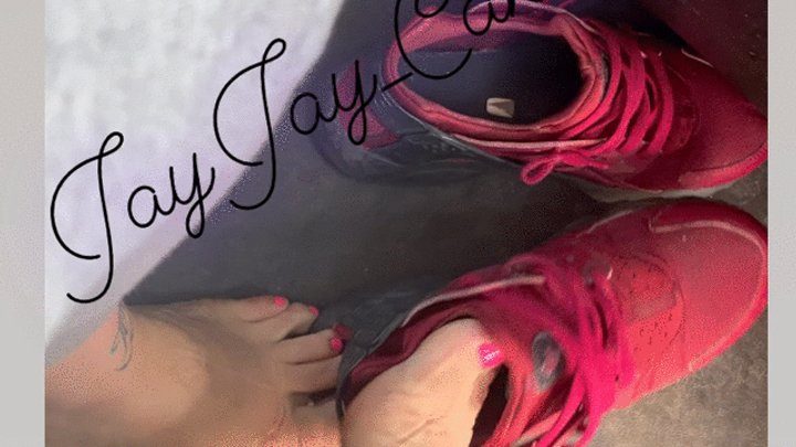 Soleycakez - Dirty feet reveal
