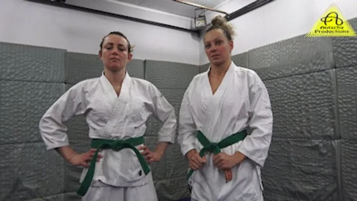 Antschas Wrestling And Fetish Store - Kimbra vs Xena judo gi match