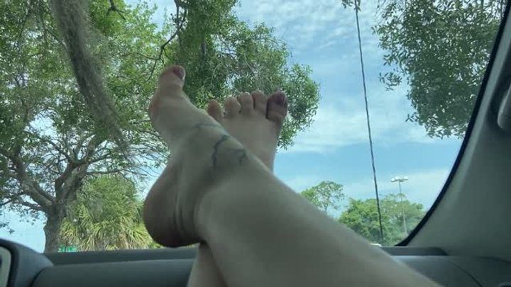 Binge With Bailey - Feet on Dash