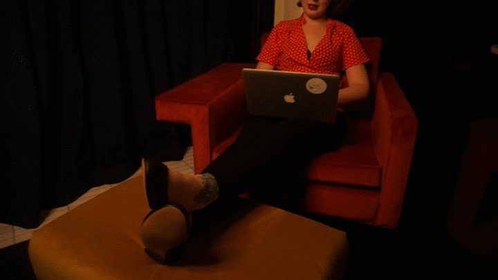 Cum For Me - Roomie cum countdown feet JOI