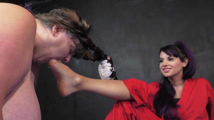 Roxi Smothers - Post Beatdown Sweaty Smelly Karate Feet