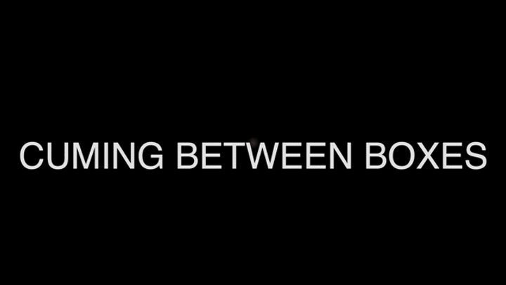 Gay Male Soxjob Heaven - CUMING BETWEEN BOXES