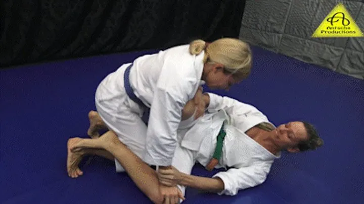 Antschas Wrestling And Fetish Store - Antscha vs Kimbra judogi match