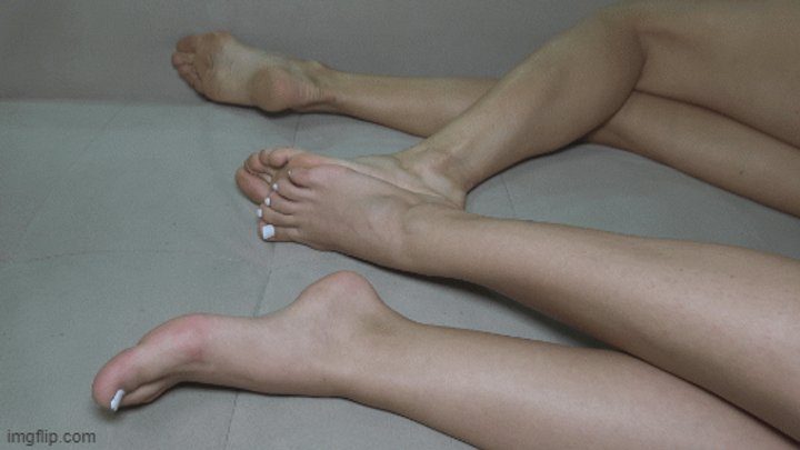 Grateful For You - big difference feet