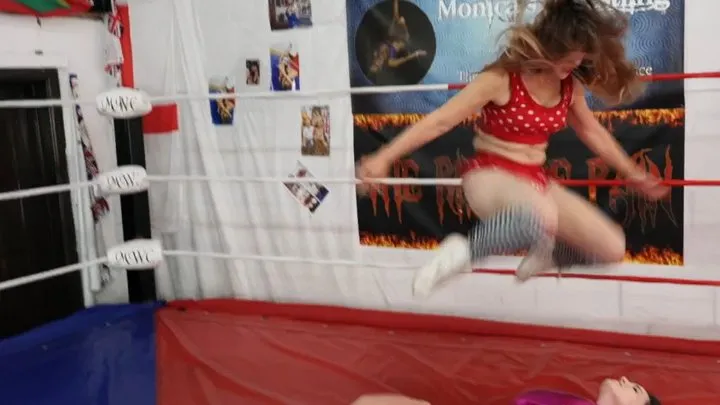 Shiny Pro Ring Girls - Luna K vs Ivy Rain