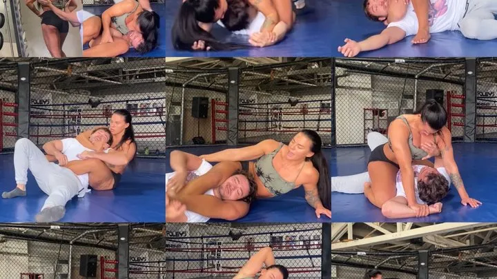 Lexa Muscles - Ultimate FAN-Tasy: Unexpected Beatdown & Muscle Smother