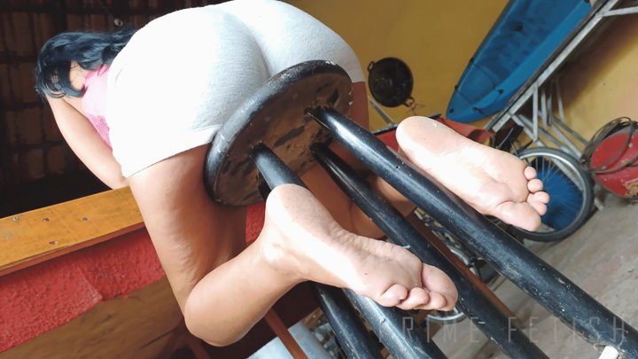 Prime Fetish - Foot Fetish - PRIME - 021 - DIRTY FEET - ALANA FREITAS and VALERIA - CLIP 01 (WMV)