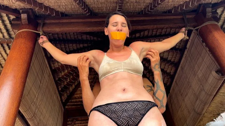 Adult Stories - ELLIE FEATHER EXPERIENCE WITH GAG