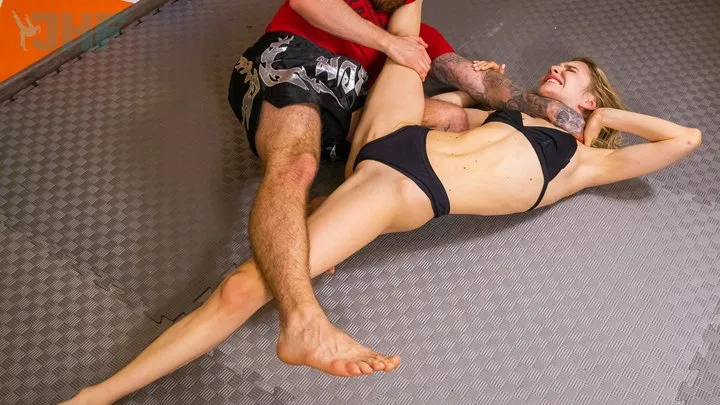 Just Hot Fight - Mixed Wrestling - Olha vs Jon