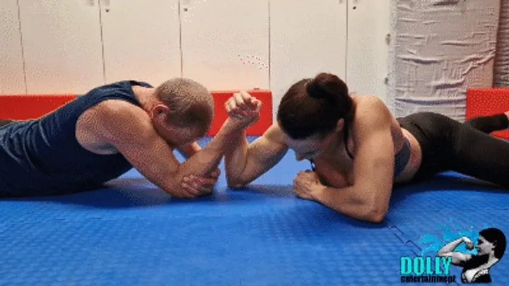 Dolly Movies - Wrestling, armwrestling session with Dolly. Let's try it! ;)