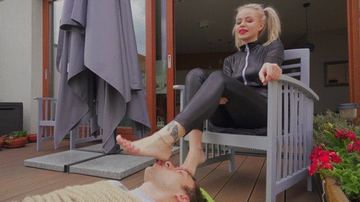 Custom Clips - Khaleesi As Harley Quinn - Captured Outside - Russian Language - Part 02 - HD 1280x720