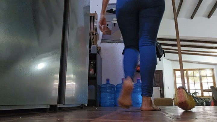 Foot Fetish Paradise - Milah Arches getting my feet dirty for my slave