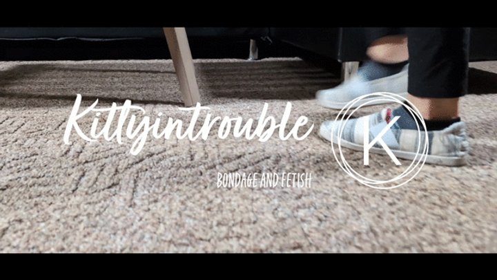 Kittyintrouble - Kitty's foot worship JOI