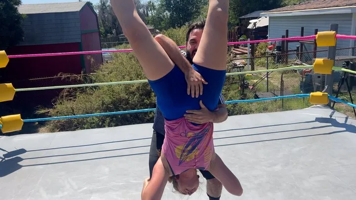 Butt Wrestling Inc - Groping Piledriver
