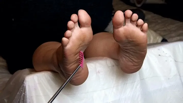 Creamed Feet - don't tickle, that's sharp