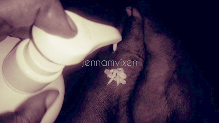 Jennasplaypen - Bare Feet, Leaky Peen