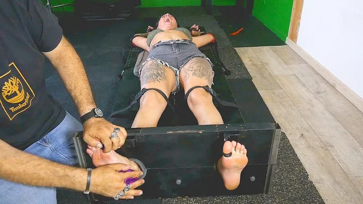 Tickle Frenchtickling  Store - THE TICKLER EXPLORES LYV'S MOST TICKLISH SPOTS - HD WMV