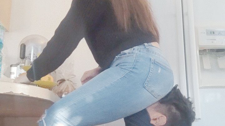 Miss G Empire - Hard Jeans Facesitting