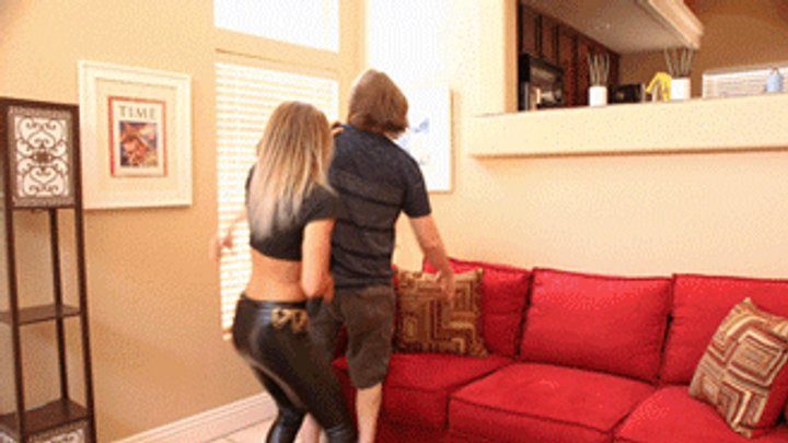 Hannah In Fetishland - Shiny South Boss Smothering 4K