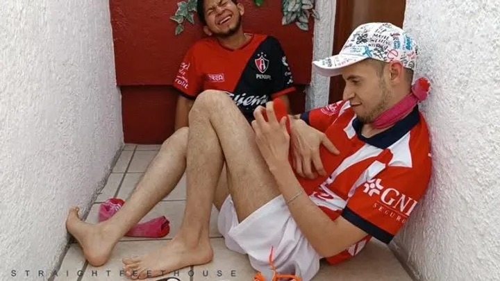 Straightfeethouse - COSQUILLAS FUTBOLISTAS PARTE 2