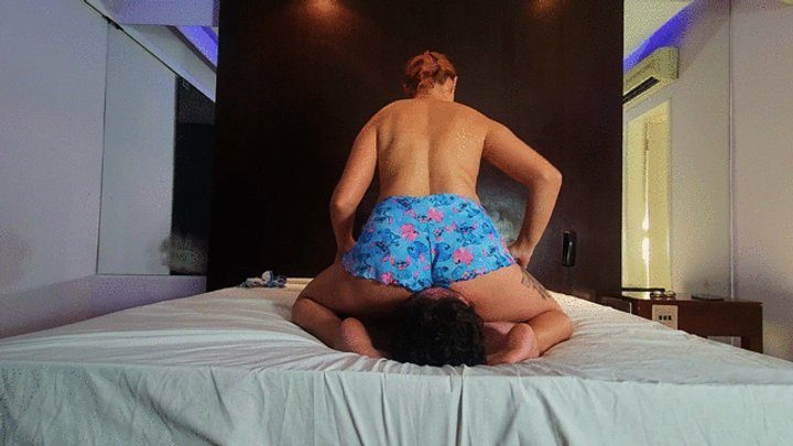 Evil Brazilian Girls - Face sitting hard, part 3, by Manu Albertine and Slave Esteban - FULL HD