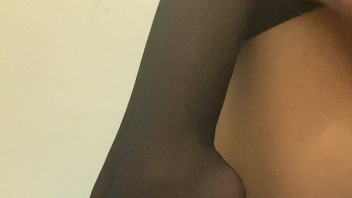 Queen Yessenias Feet - Should I Get Cum On My Stockings?