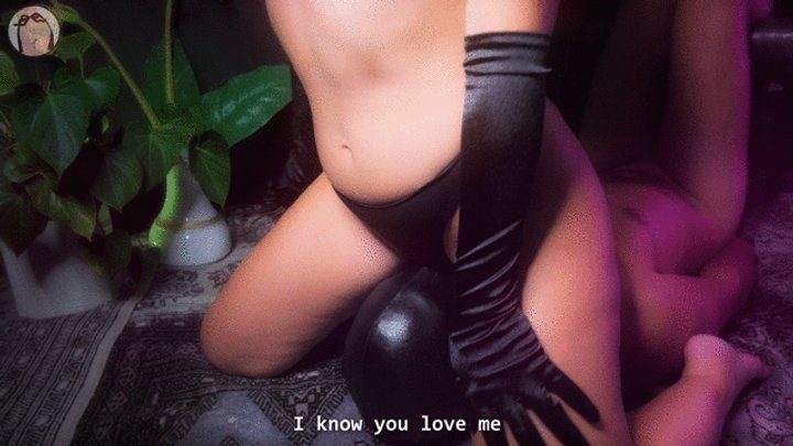 Parannanza - Facesitting In Chastity - Ass Worship Fantasy with Mistress Carmela Parannanza