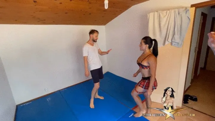 Frany Queen Wrestling - Beat up the hairdresser