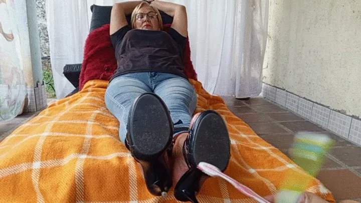 Foot Fetish Paradise - Diana Senior Tickling Nightmare 23