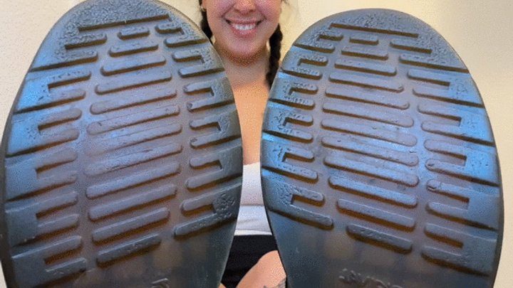 Giantesssammie - Foot Worship and JOI