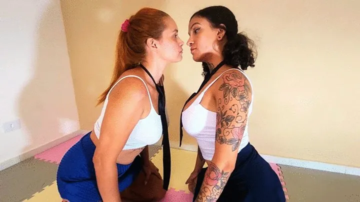 Evil Brazilian Girls - Fight lesbian, part 1, Gender Battle: Manu Albertine and Queen! - FULL HD